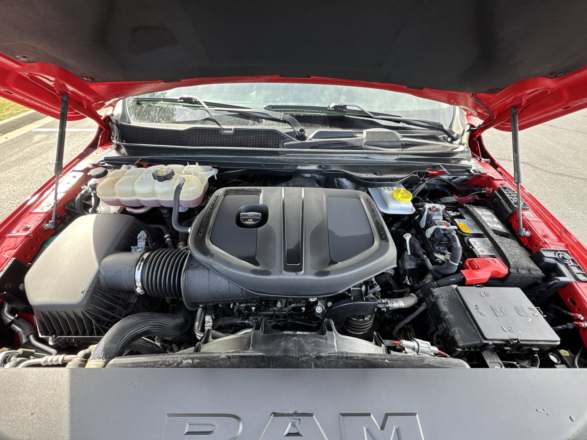 Used 2025 RAM 1500 Warlock AWD/4WD image 25