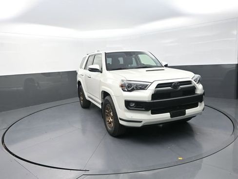 Used 2023 Toyota 4Runner Limited AWD/4WD image 34