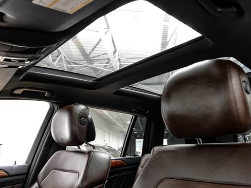 Used 2014 Mercedes-Benz GL 450 4MATIC image 5