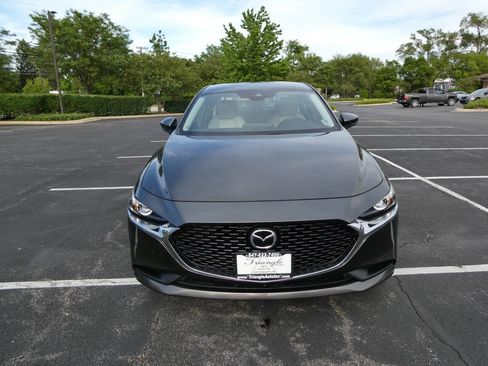 Used 2020 MAZDA MAZDA3 AWD Sedan w/ Select Package image 2