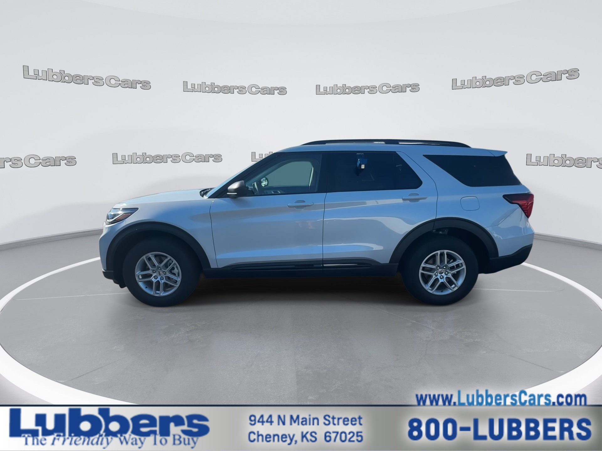 Used 2026 Ford Explorer Active AWD/4WD image 5
