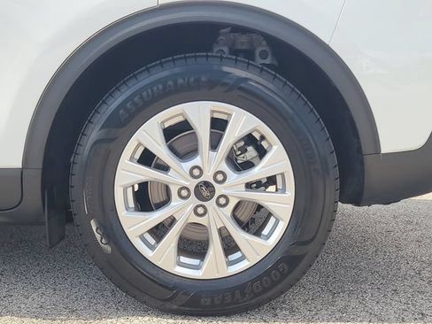 Used 2025 Ford Escape Active w/ Tech Pack #1 FWD image 8