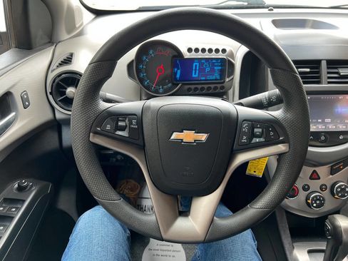 Used 2015 Chevrolet Sonic LT image 22