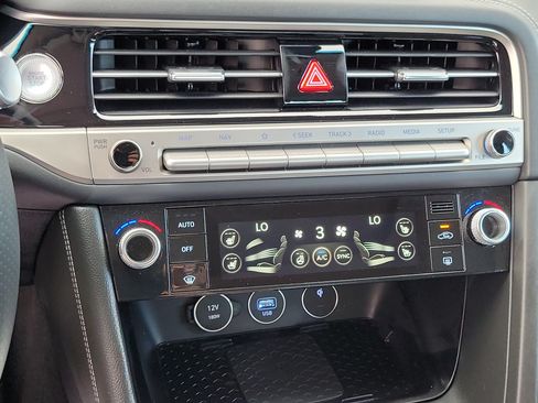 Certified 2026 Genesis G70 2.5T Prestige RWD image 16