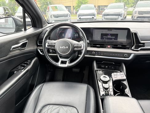 Used 2023 Kia Sportage X-Line AWD/4WD image 3