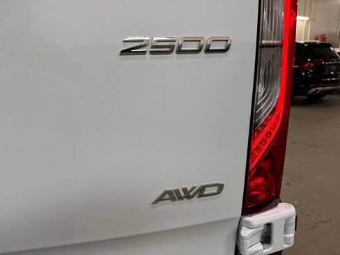 Used 2026 Mercedes-Benz Sprinter 2500 image 5