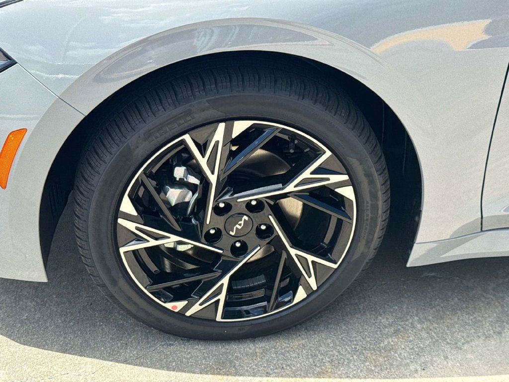 New 2026 Kia K5 GT-Line FWD image 4