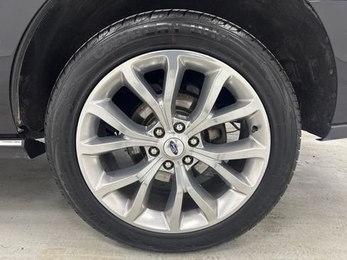 Used 2019 Ford Expedition Limited w/ Equipment Group 302A AWD/4WD image 41