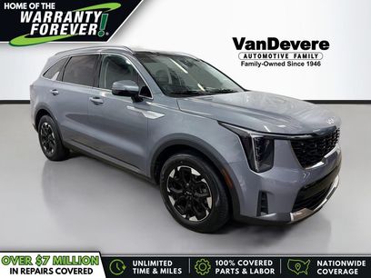 Used 2024 Kia Sorento S w/ Panoramic Sunroof Package
