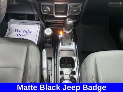Used 2022 Jeep Wrangler Unlimited Sport AWD/4WD image 19