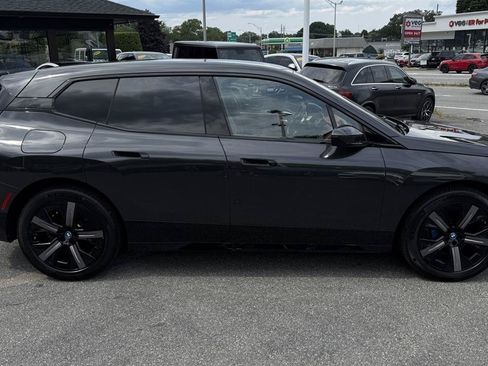Used 2024 BMW iX xDrive50 w/ Premium Package AWD/4WD image 83