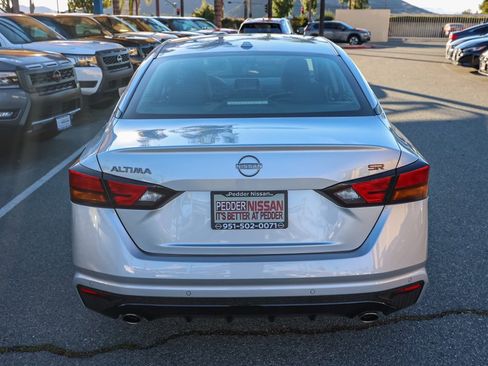 New 2025 Nissan Altima 2.5 SR image 5