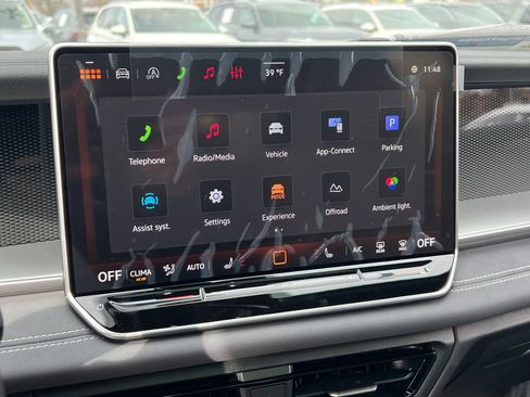 New 2026 Volkswagen Tiguan SE R-Line AWD/4WD image 26