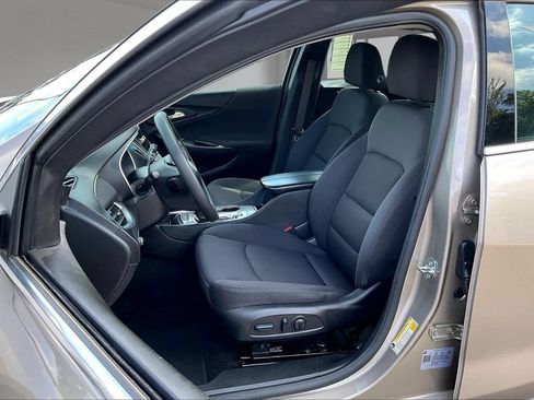Used 2022 Chevrolet Malibu LT FWD image 23