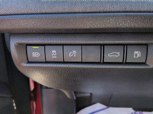 Used 2025 Toyota Camry LE FWD image 17
