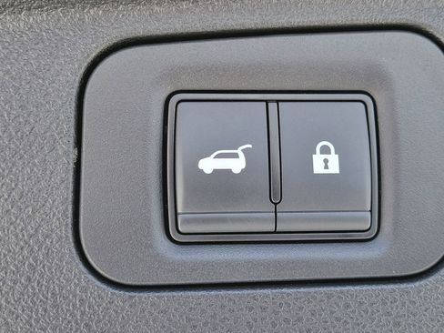 Used 2025 INFINITI QX80 Sensory AWD/4WD image 10