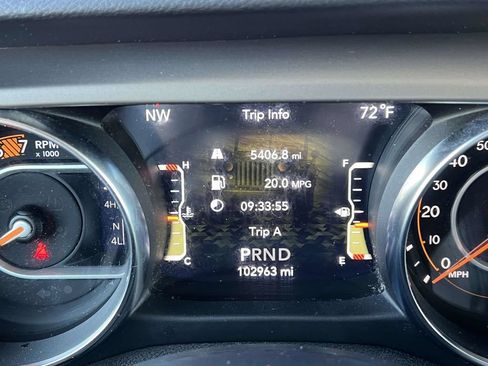 Used 2021 Jeep Wrangler Unlimited Sport AWD/4WD image 21