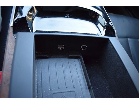 Used 2021 Audi A8 L 4.0T w/ Executive Plus Package image 47