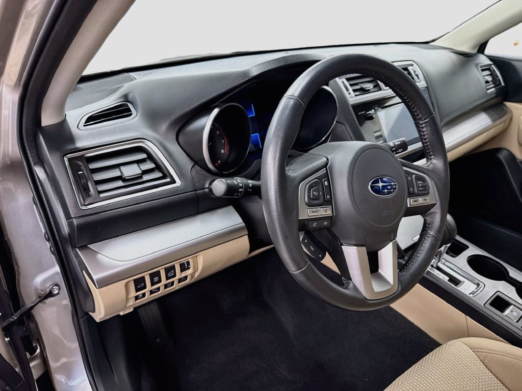 Used 2017 Subaru Outback 2.5i Premium AWD/4WD image 5