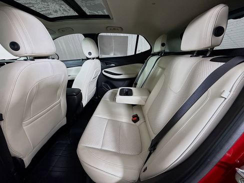 Used 2021 Buick Encore GX Essence w/ Advanced Technology Package image 24