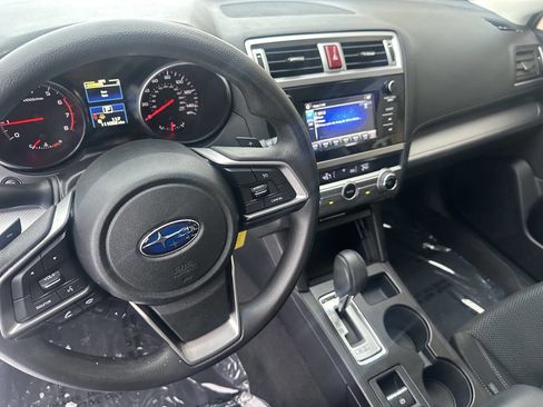 Used 2018 Subaru Outback 2.5i image 8