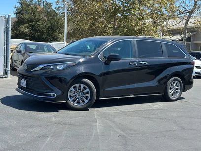 Used 2024 Toyota Sienna XLE