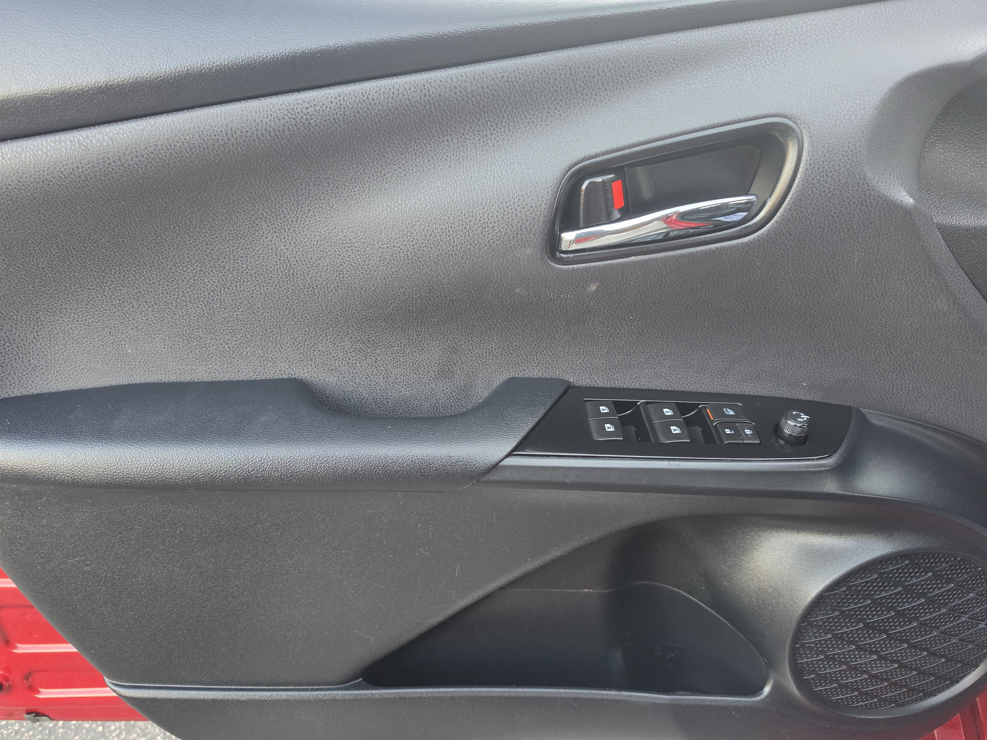 Used 2016 Toyota Prius Four FWD image 23