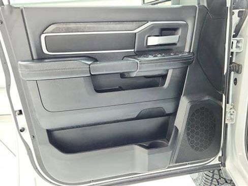 Used 2024 RAM 2500 Big Horn image 18