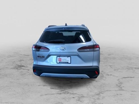Certified 2026 Toyota Corolla Cross LE FWD image 8