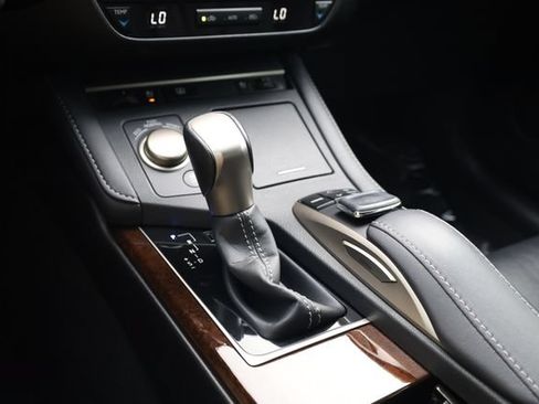 Used 2017 Lexus ES 350 FWD image 24