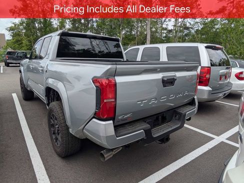 Certified 2026 Toyota Tacoma SR5 AWD/4WD image 5
