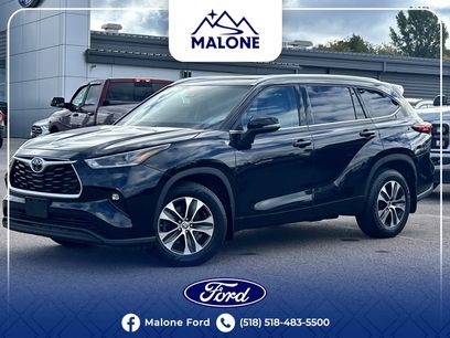Used 2021 Toyota Highlander XLE