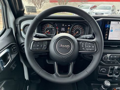 New 2026 Jeep Gladiator Sport AWD/4WD image 15