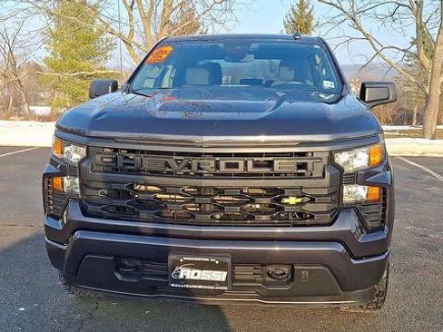 Certified 2023 Chevrolet Silverado 1500 Custom image 3