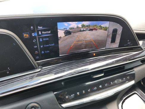 Used 2022 Cadillac Escalade ESV Sport w/ Touring Package AWD/4WD image 16