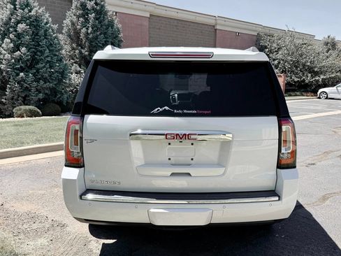 Used 2019 GMC Yukon Denali w/ Denali Ultimate Package AWD/4WD image 7