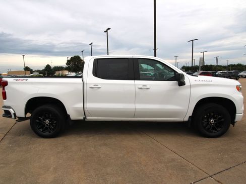 Used 2026 Chevrolet Silverado 1500 RST AWD/4WD image 4