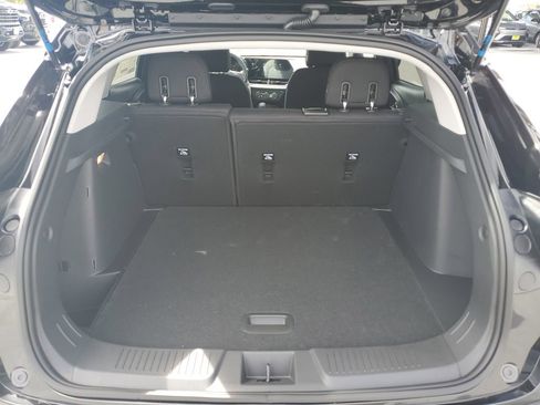 New 2026 Chevrolet Trax LS FWD image 9
