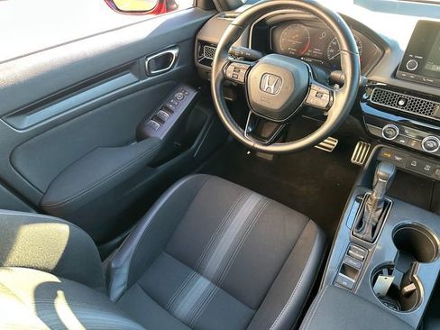 Used 2025 Honda Civic Sport image 17