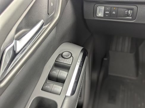 New 2026 Chevrolet Traverse LT image 22