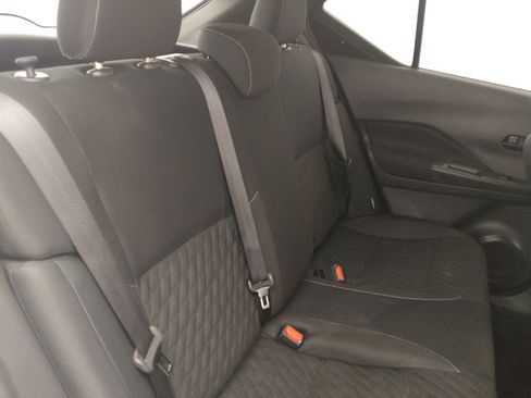 Used 2021 Nissan Kicks S FWD image 19