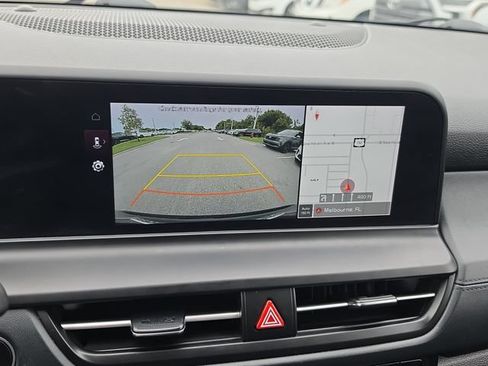 Certified 2024 Kia Seltos EX FWD image 24