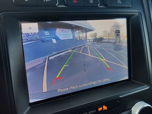 Used 2021 Ford Expedition Limited image 19