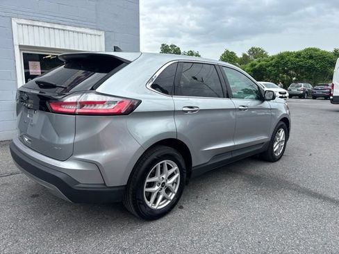 Used 2023 Ford Edge SEL AWD/4WD image 4