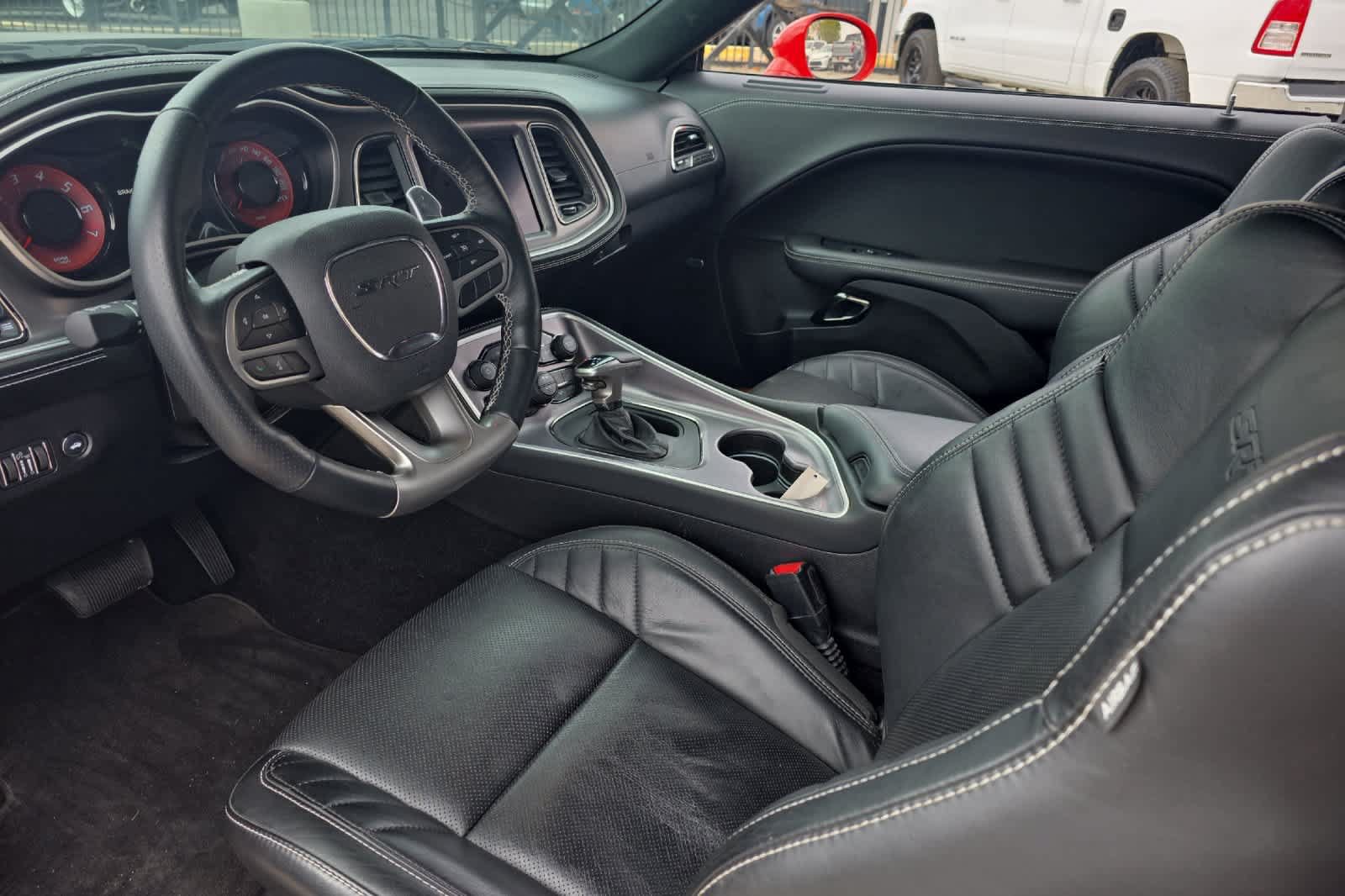 Used 2022 Dodge Challenger SRT Hellcat RWD image 13