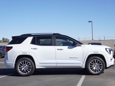 New 2026 GMC Terrain Denali image 2