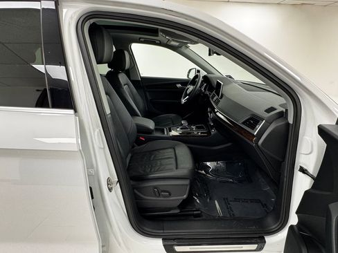 Used 2018 Audi Q5 2.0T Premium Plus w/ Premium Plus Package image 14