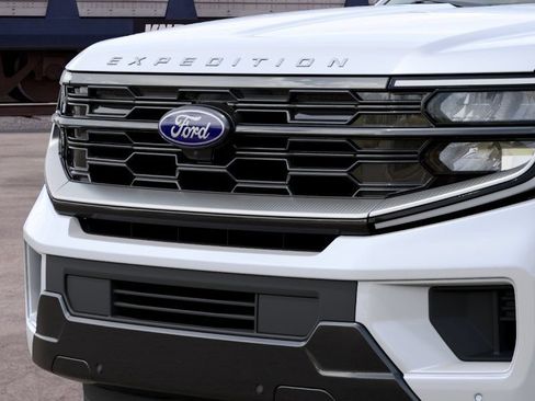 New 2027 Ford Expedition Max Platinum w/ Driver's Package AWD/4WD image 17
