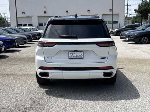 Used 2025 Jeep Grand Cherokee Summit AWD/4WD image 22