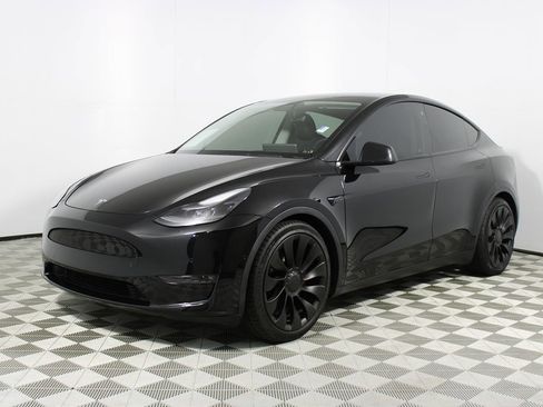Used 2021 Tesla Model Y Performance image 18
